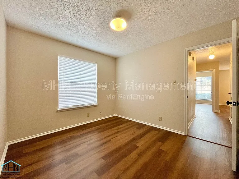 1627 Firwick Dr — Photo 16