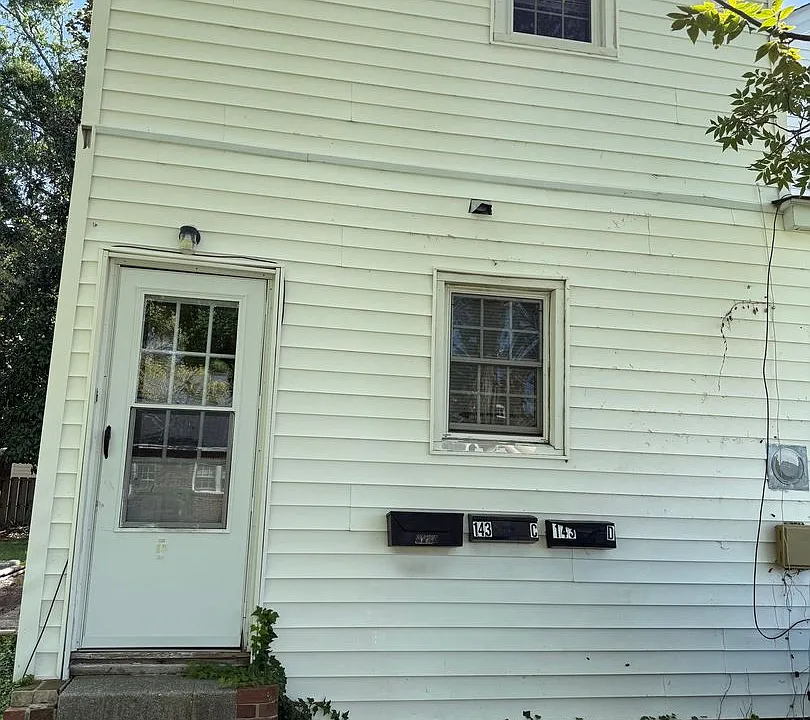 143 Chaney Ave