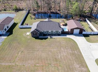 388 Forest Ave, Baxley, GA 31513