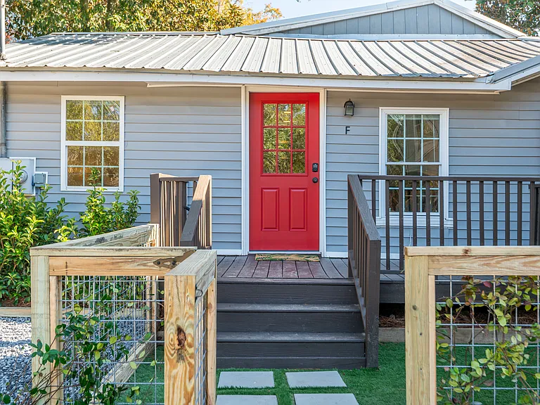 4208 S Rhett Ave #F — Photo 17