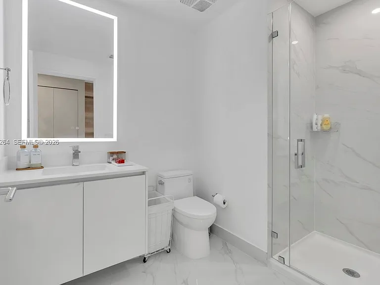 700 NE 24th St #5502 — Photo 13