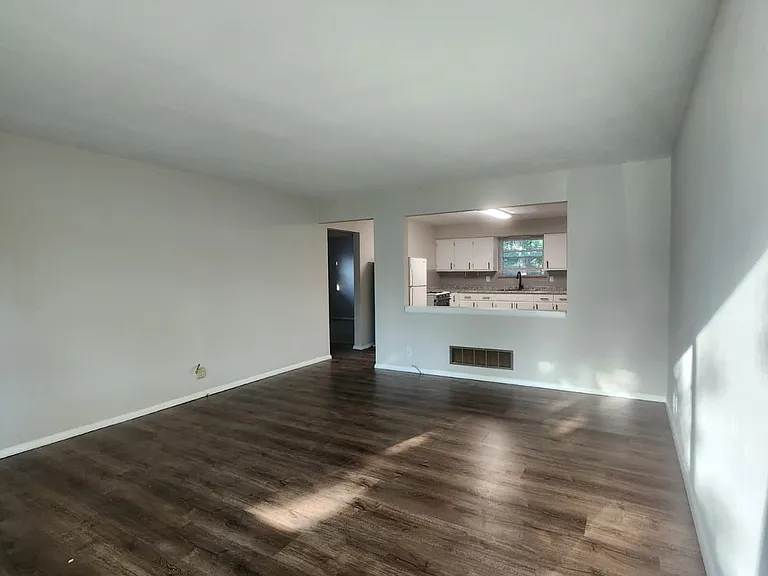 922 S 74th St #920 — Photo 6