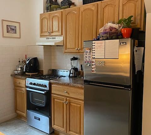 2nd image of 12-21 31st Ave #1C
