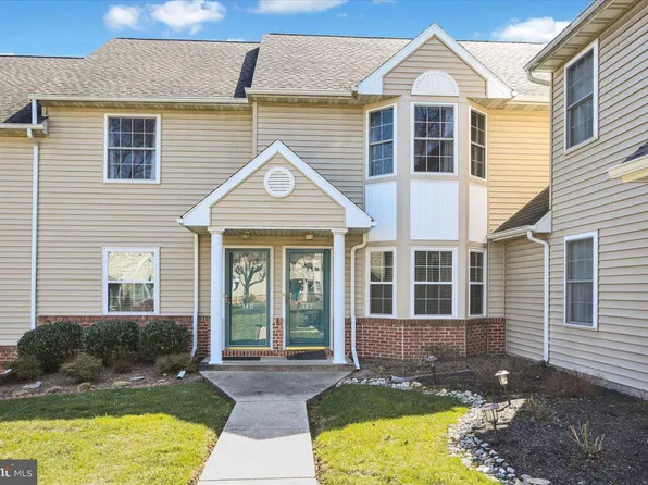 141 Heather Ln, Wyomissing, PA 19610
