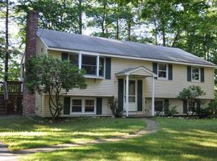 12 Links Rd, Westford, MA 01886