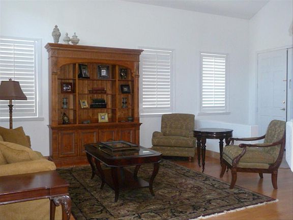 Living Room Pic #2