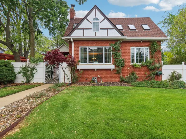 89 Huron St, Maywood, IL 60153