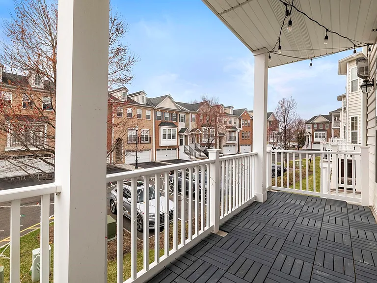 25 Creekside Ct — Photo 6