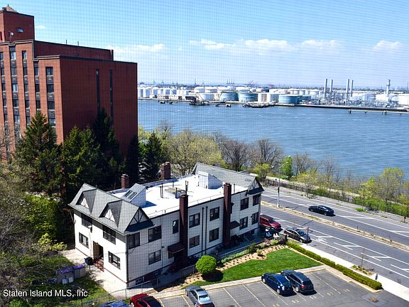 5th image of 350 Richmond Ter APT 7Q