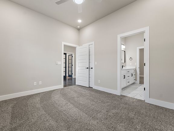 5th image of 11 Applecross Ln