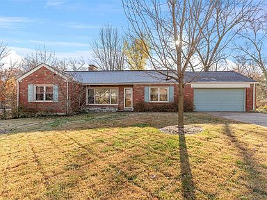 3536 Wintergreen Ln Saint Louis Mo 63125 Zillow