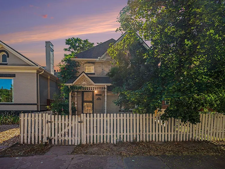 46 S Lincoln St — Photo 21