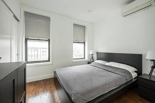 Rented by Living New York | media 9