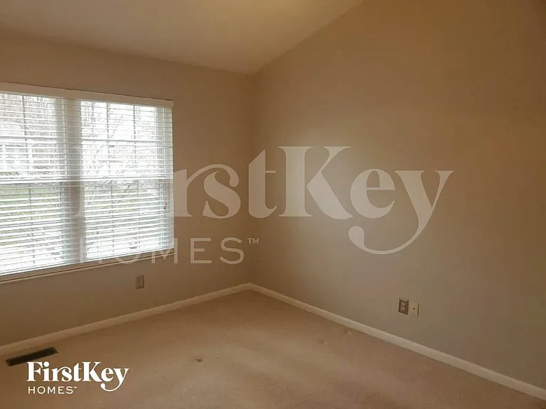 4198 Shayler Creek Dr — Photo 11