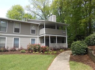 1010 Wynnes Ridge Cir, Atlanta, GA 30360