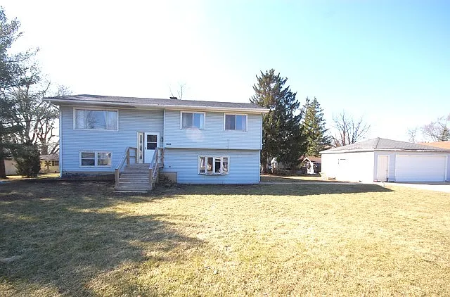 6N550 Tucker Ave photo 1