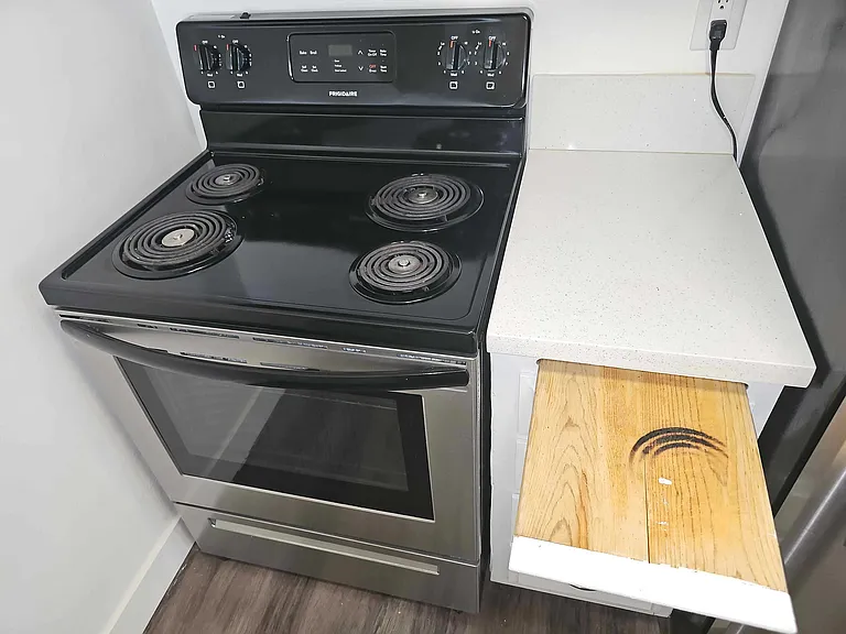 White Oak Ave — Photo 33