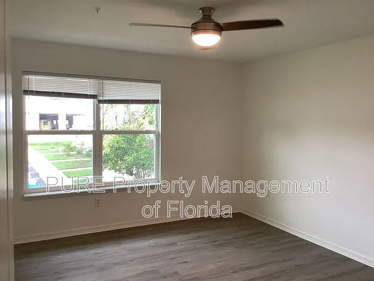 339 NE Sanchez Ave #111 — Photo 23