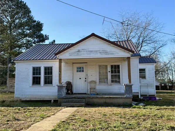 509 2nd St, Lawrenceburg, TN 38464