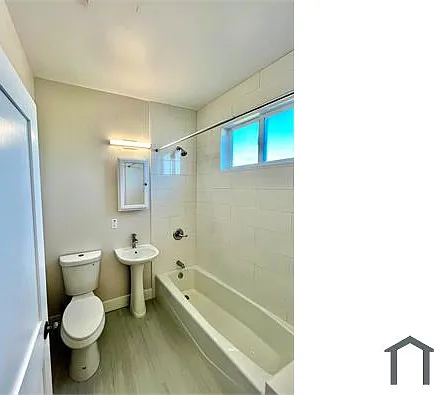 1561 Innes Ave — Photo 9