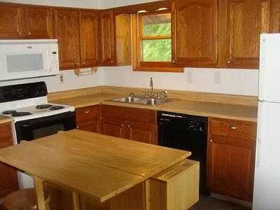 3rd image of 654 Township Road 286