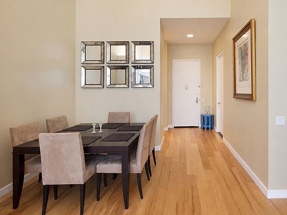 4th image of 2728 Thomson Ave Unit 238