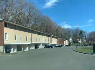 1660 Farmington Ave APT 15, Unionville, CT 06085