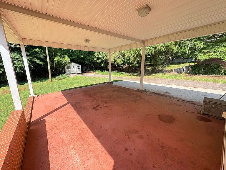 207 Holly Ave — Photo 31