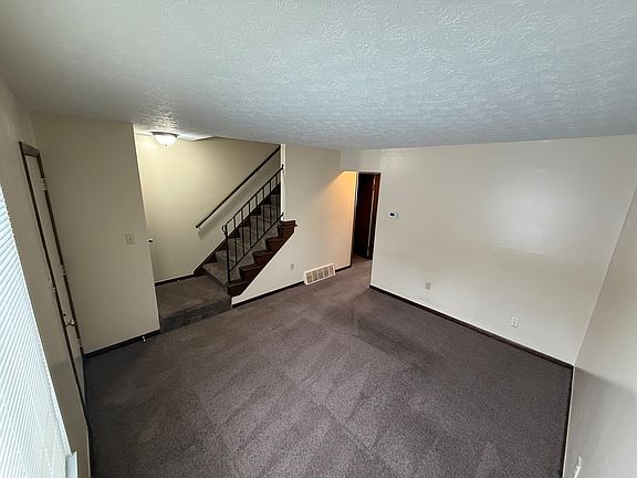 5th image of 3686 Broadway #3209