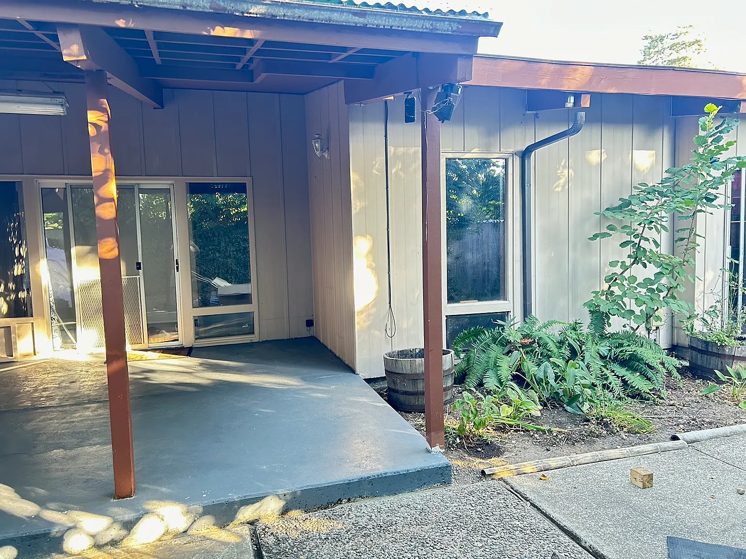 3 bed, 2.5 bath, 1563 sqft, $2,500 — Photo 2