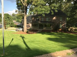 447 Robin Ln SE, Marietta, GA 30067