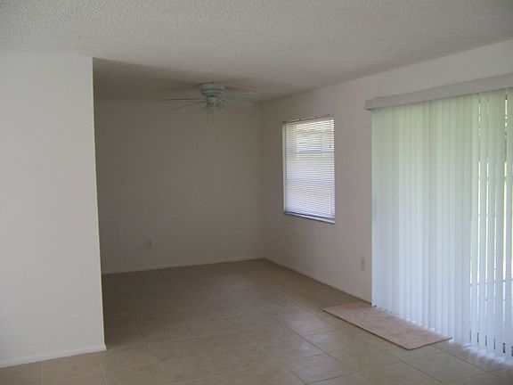 4th image of 317 Highland Ave