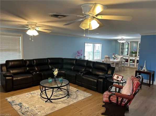 181 Pine Key LN #29, NAPLES, FL 34114