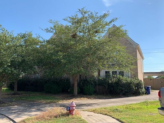 2nd image of 2902 Lakemist Ct