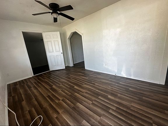 5th image of 204 N Main St