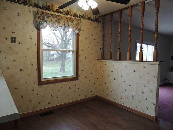5th image of 845 Cedarhill Dr