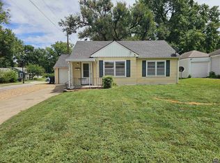 1200 SW Frazier Ave, Topeka, KS 66604