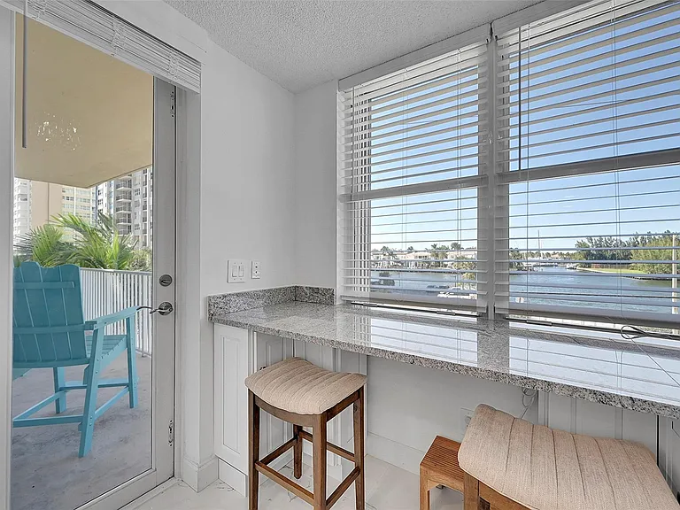 1401 S Ocean Dr #304 — Photo 12