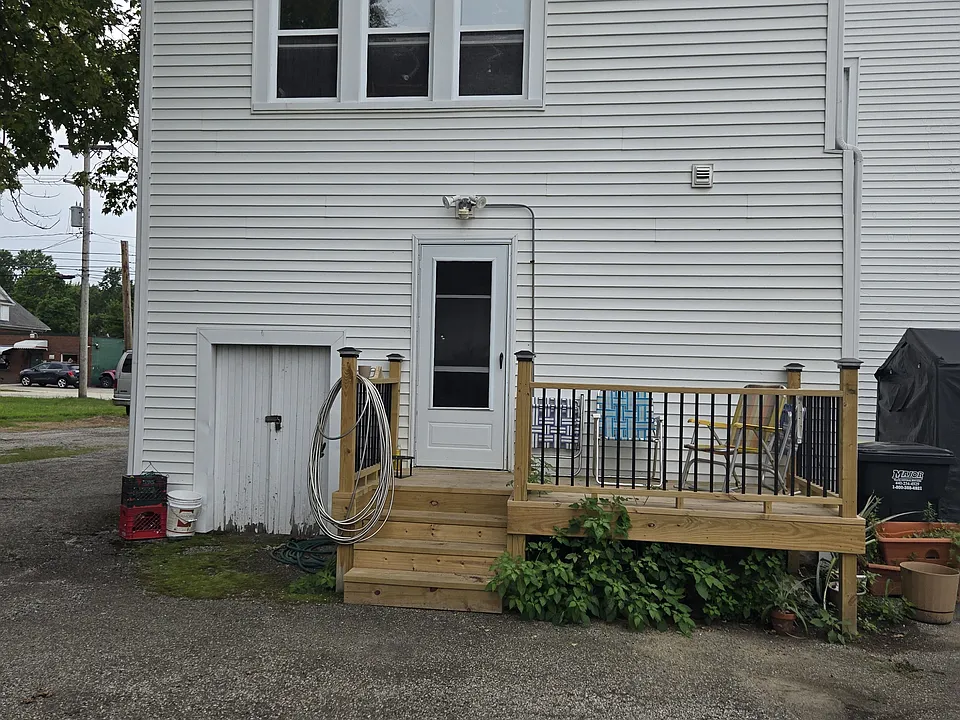 551 1/2 Liberty St #LOWER