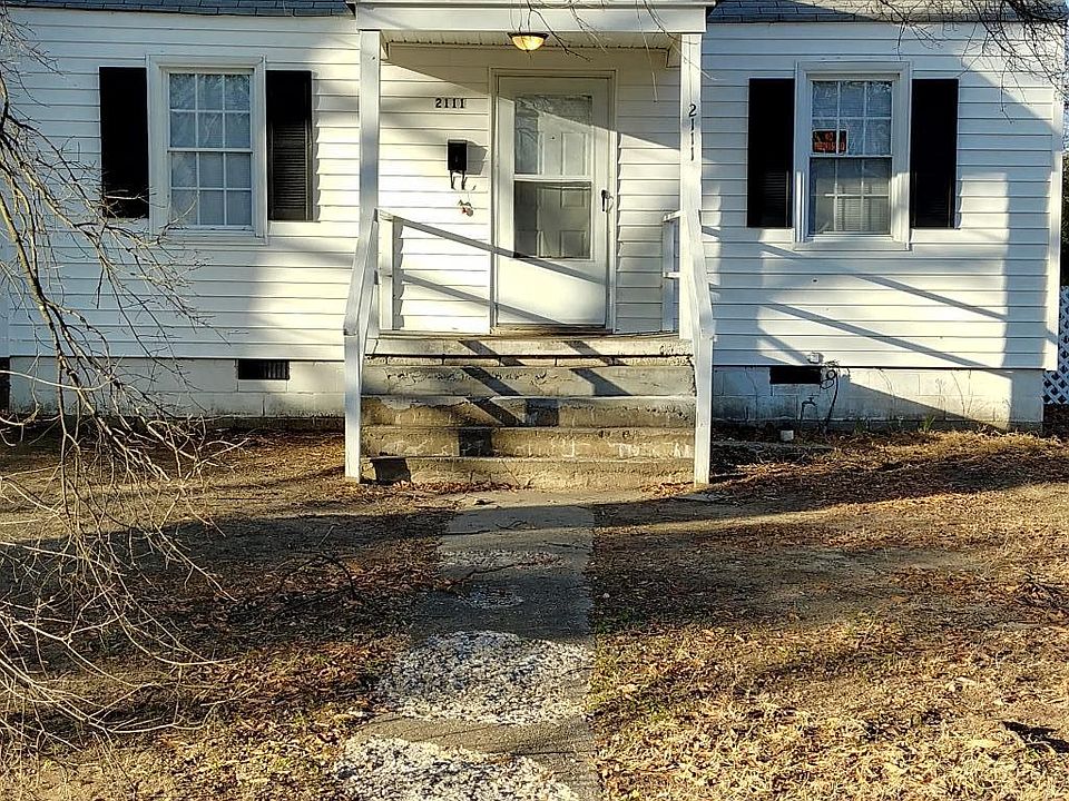 Cute 2bedroom, 1bath w/new carpet & window blinds