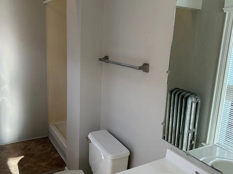 715 N Nevada — Photo 13