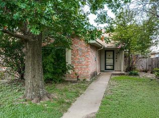 7141 Pineberry Rd, Dallas, TX 75249