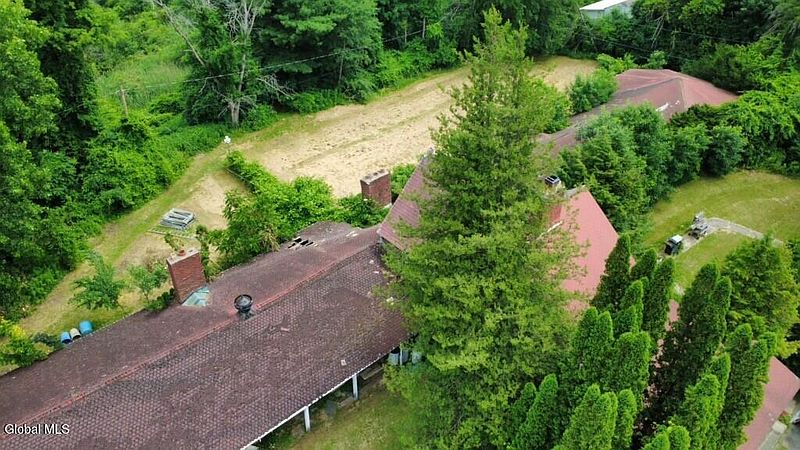 3rd image of 387 Nys Rt 9N (Church) Street