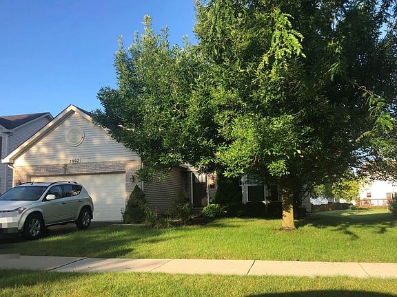 3rd image of 2807 Yellowstone Dr