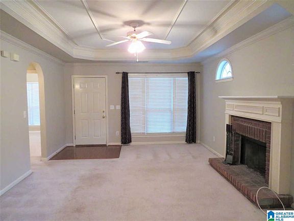 2nd image of 211 Hidden Creek Dr