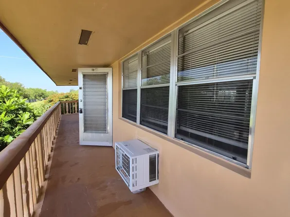 10 Hastings E #A, West Palm Beach, FL 33417