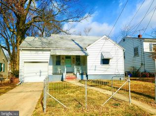 221 4th Ave, Mount Ephraim, NJ 08059