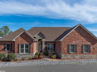 29 Lejos Ln, Hot Springs Village, AR 71909