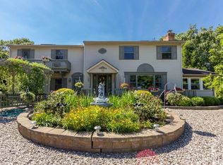 131 Edgemere Dr, Rochester, NY 14612