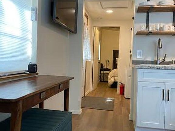 5th image of 7680 Beach Ct